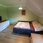 شقة فندقية U Knajflu 3*