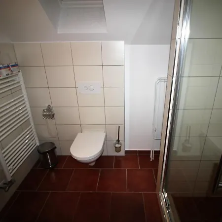 U Knajflu 公寓式酒店