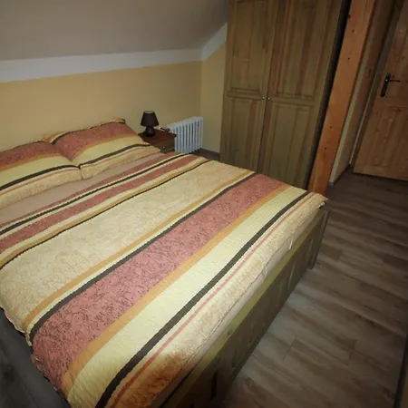 公寓式酒店 U Knajflu Ceske Petrovice