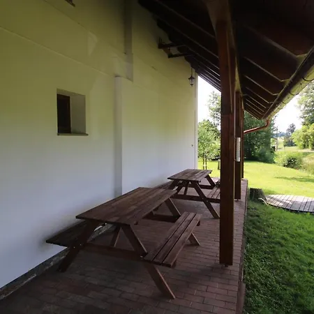 Apartmanhotel U Knajflů 3*